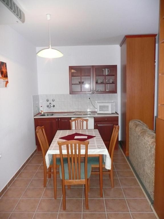 Hotel Ovit Keszthely Zimmer foto
